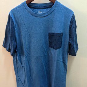 *10/$10* Boy's Urban Pipeline Ultimate Tee Size Medium (10/12)